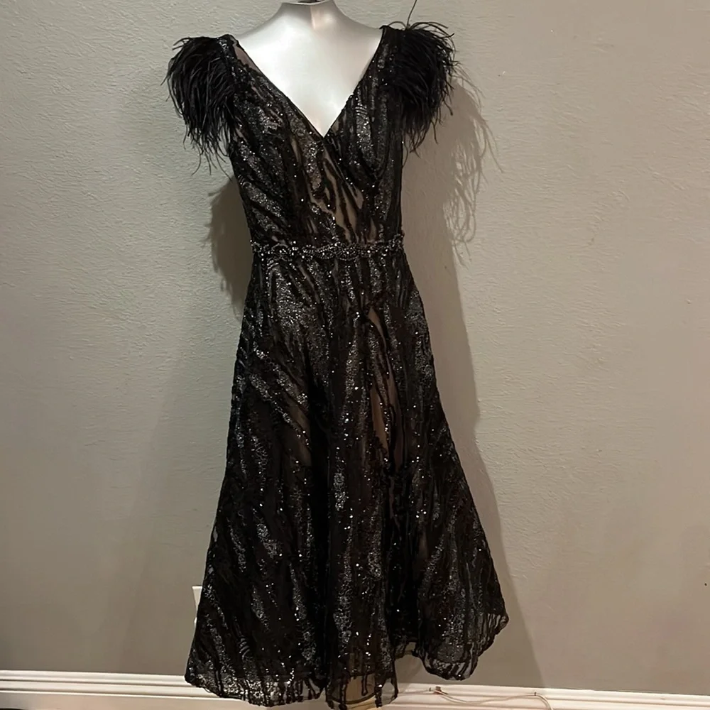 Max Duggal EMBELLISHED FEATHER CAP SLEEVE DRESS NWT 79339 - Picture 9 of 13